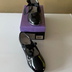 New Dance Class kid’s black tap shoes